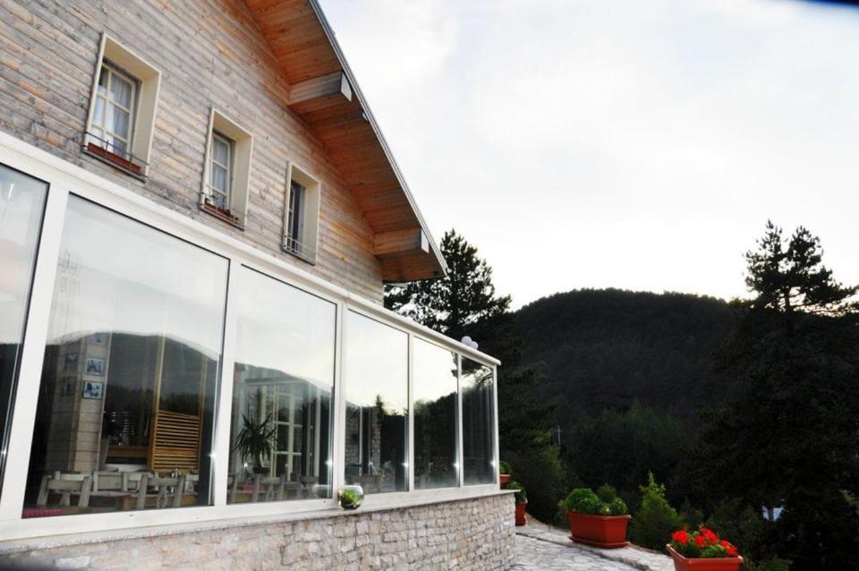 Hotel Snjezna Kuca - Nature Park Of Bosnia Herzegovina Padezina Εξωτερικό φωτογραφία