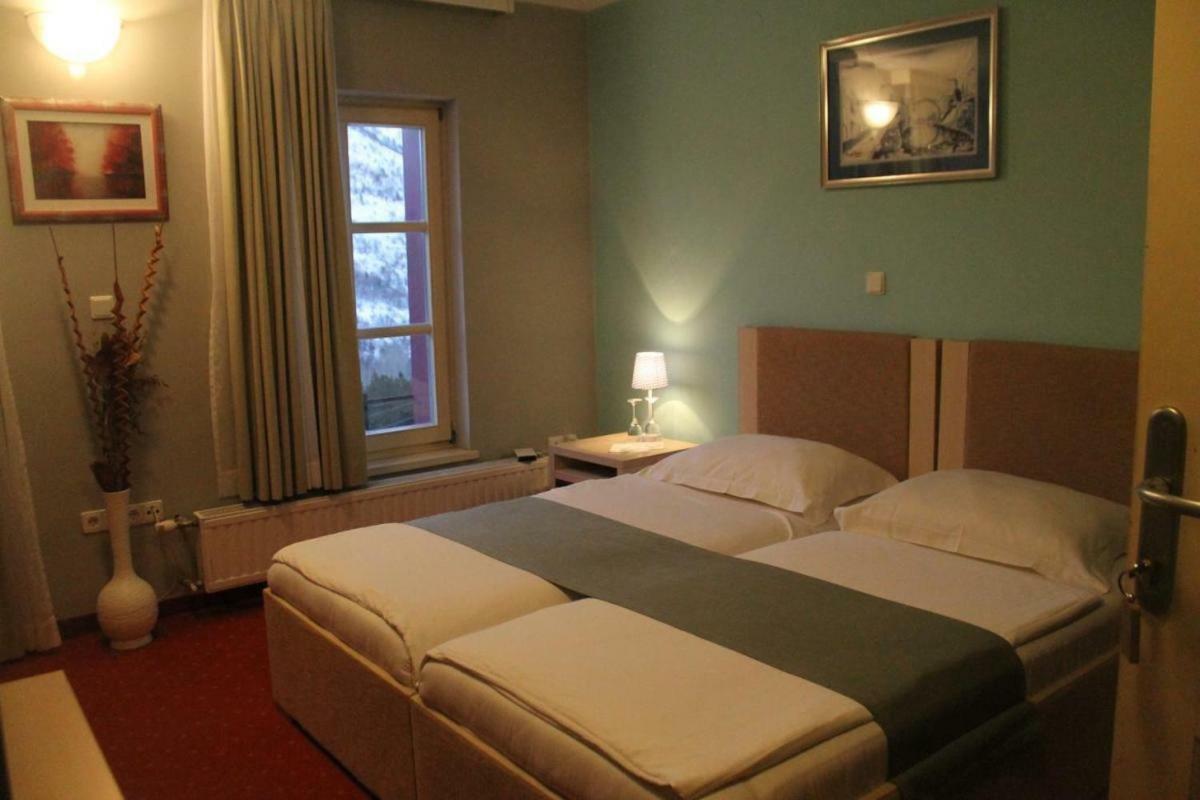 Hotel Snjezna Kuca - Nature Park Of Bosnia Herzegovina Padezina Εξωτερικό φωτογραφία